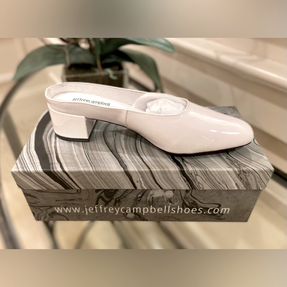 NWT *JEFFREY CAMPBELL* White Patent *OCEANE* Mules … Size: 8.5 M